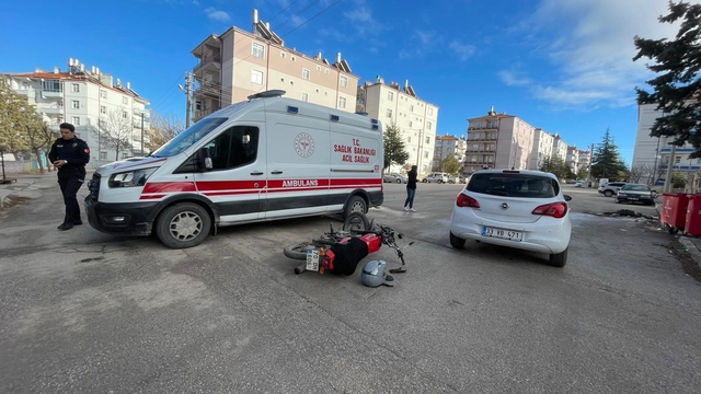 Karaman'da otomobil ile motosiklet çarpıştı