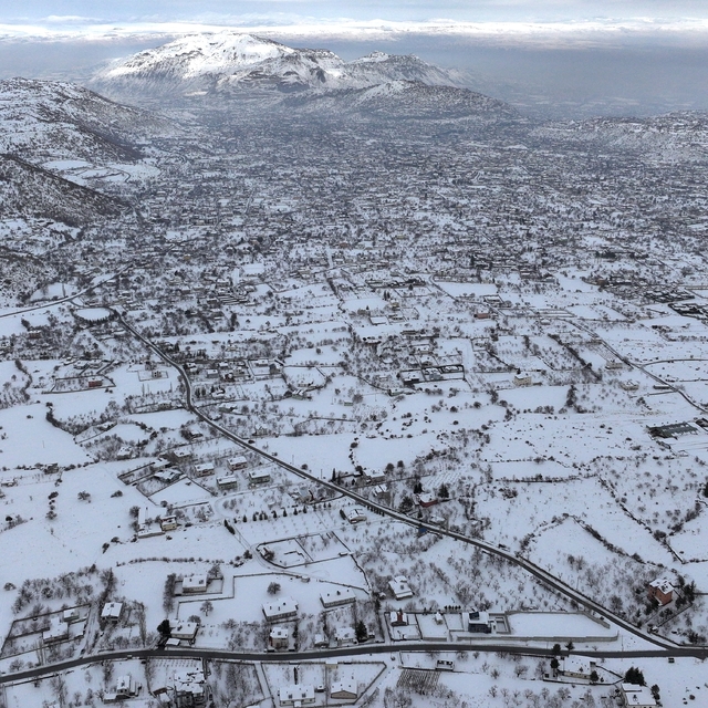 Kayseri'nin kar altında kalan tarihi ve doğal güzellikleri dronla görüntüle...