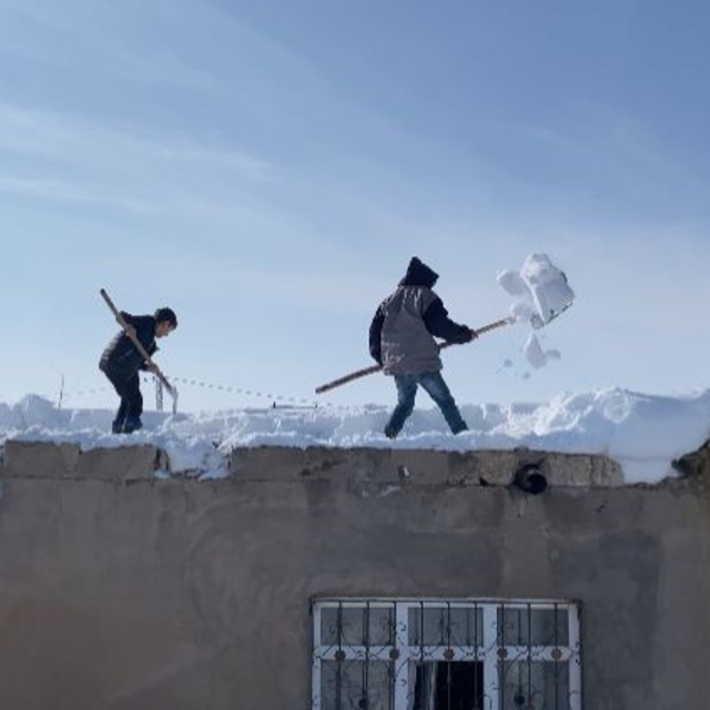 Patnos'ta kış şartlarına karşı dayanışma seferberliği