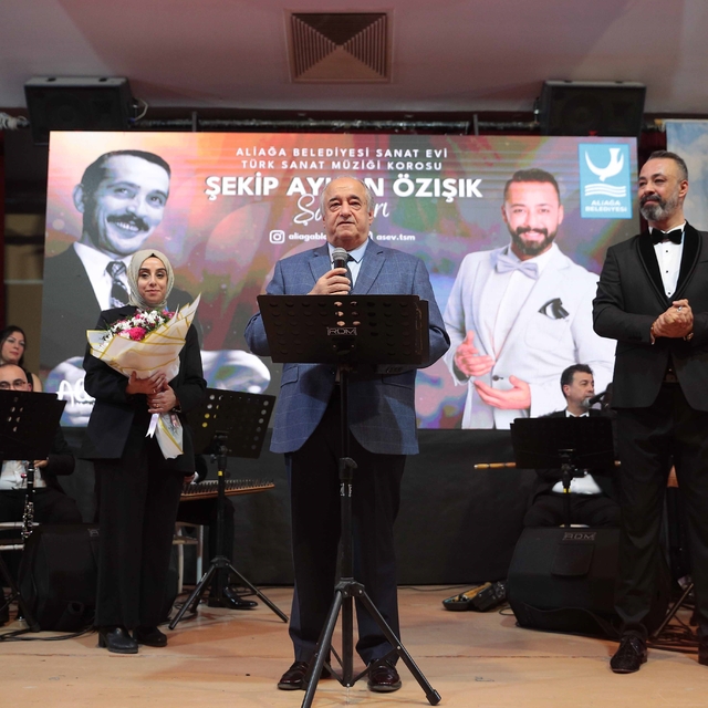 ASEV TSM Korosu, Şekip Ayhan Özışık eserleriyle sahne aldı