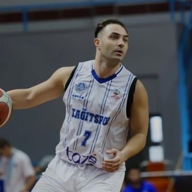 Büyükşehir Basketbol kadrosunu Tarık Çolak ile güçlendirdi