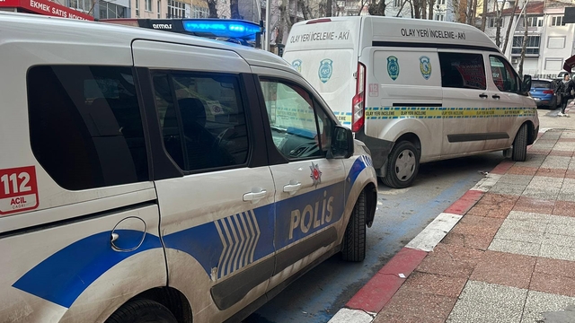 Uşak'ta bıçaklanan şahıs ağır yaralandı