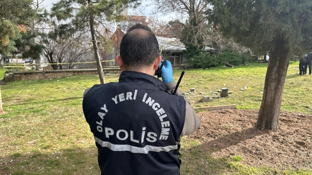 Uşak'ta parkta erkek cesedi bulundu