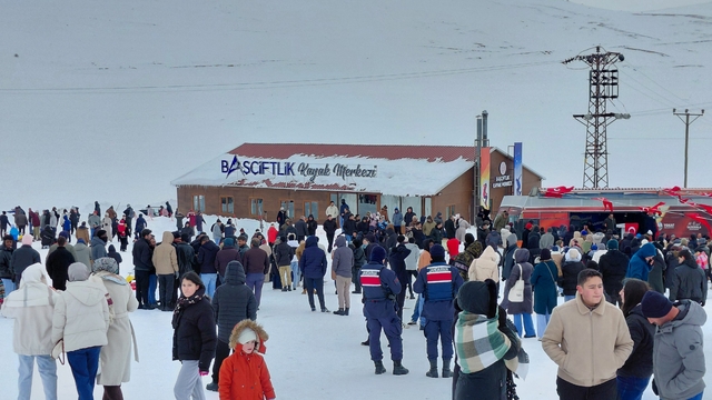 Tokat'ta kar şenliği düzenlendi