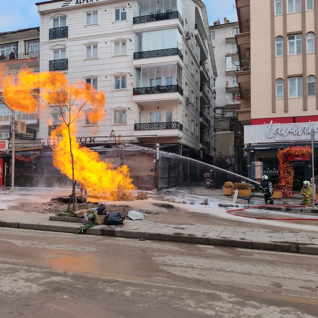 Kırıkkale'de doğal gaz borusunun patlaması sonucu 1 işçi yaralandı