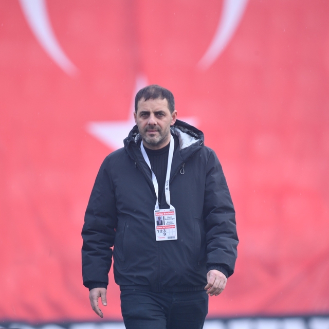 Kani Ademoğlu: "Sezon sonu bu hikayenin mutlu bir tablo ile biteceğine inan...