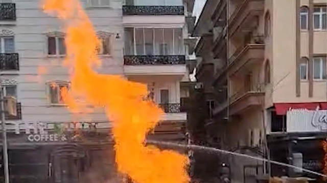 Kırıkkale'de doğal gaz boru hattı patladı, alevler metrelerce yükseldi