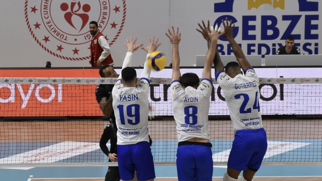 Voleybol: SMS Grup Efeler Ligi