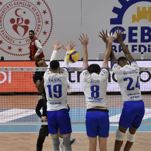 Voleybol: SMS Grup Efeler Ligi