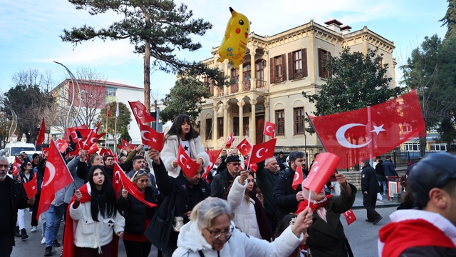Samsun'da "Bayrağa Saygı" yürüyüşü yapıldı