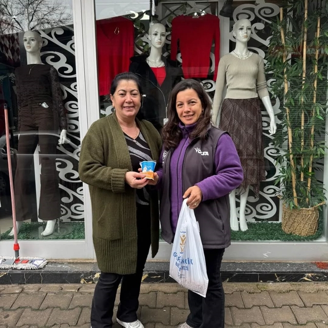 Germencik'te sosyal destek çalışmaları aralıksız sürüyor