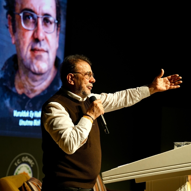 Uğur Mumcu Gömeç'te anıldı