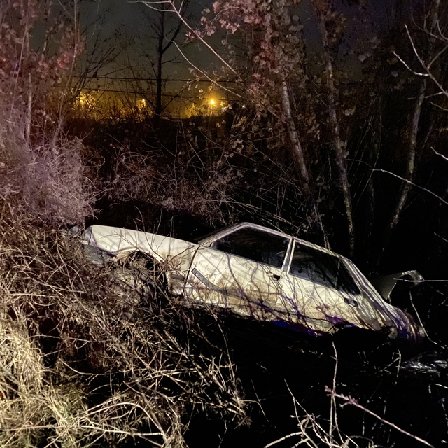 Kastamonu'da otomobil ağaca çarptı: 1 yaralı