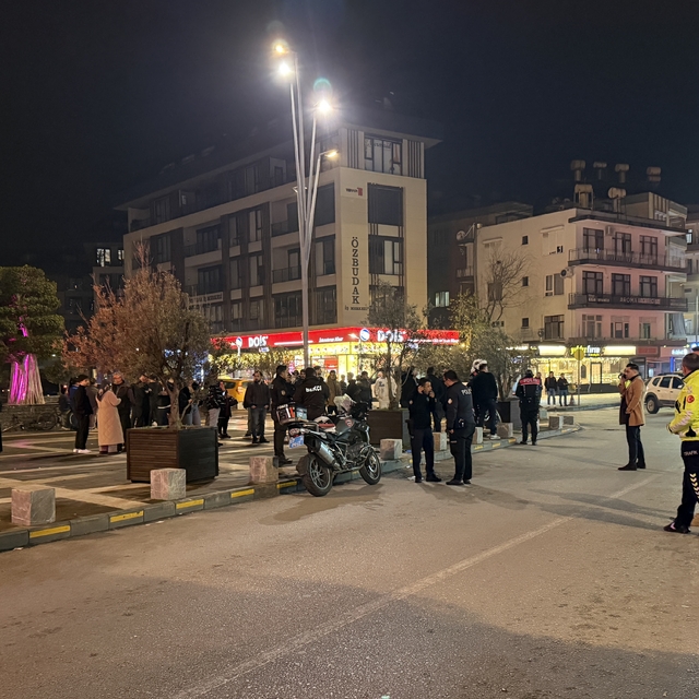 Alanya'da iki grup arasında çıkan kavgada 7 kişi yaralandı