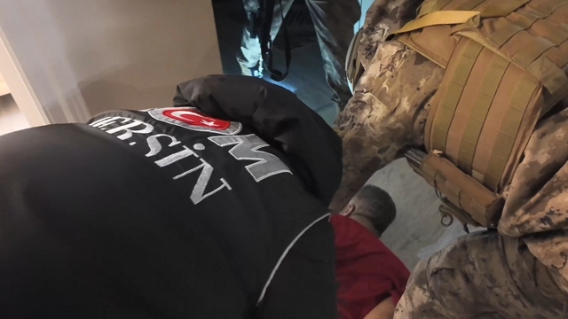 Mersin'de 10 milyarlık suç örgütü operasyonu: 17 tutuklama