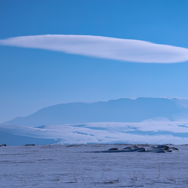 Nemrut Kalderası üzerinde mercek bulutu