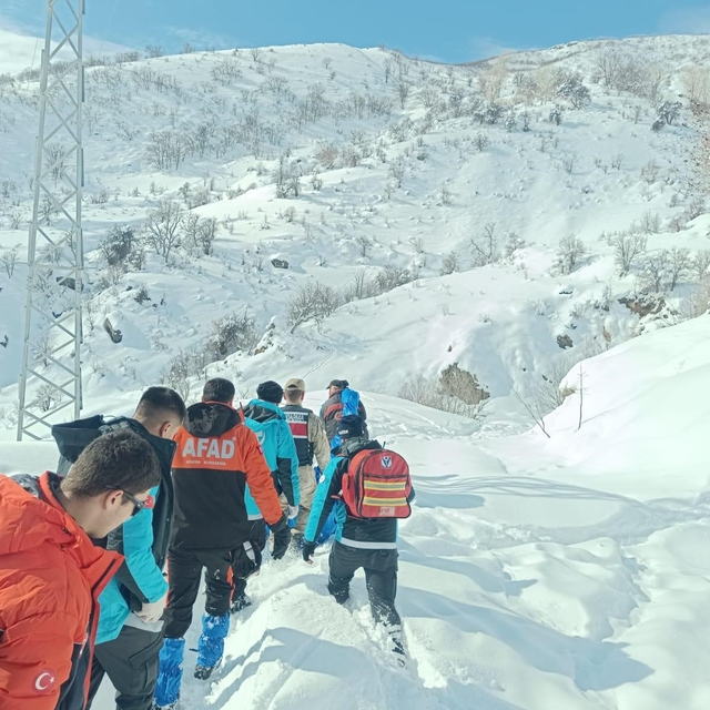 Tunceli'de 108 yaşındaki kadın için ekipler seferber oldu