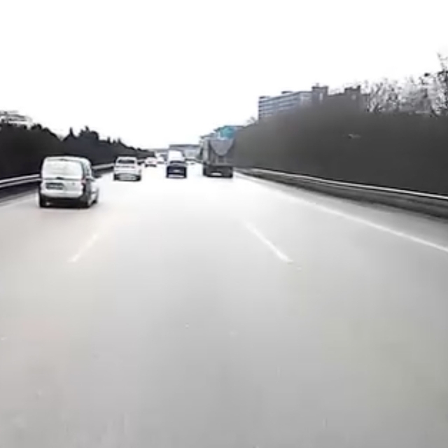 Bursa'da otoyolda facianın eşiğinden dönüldü