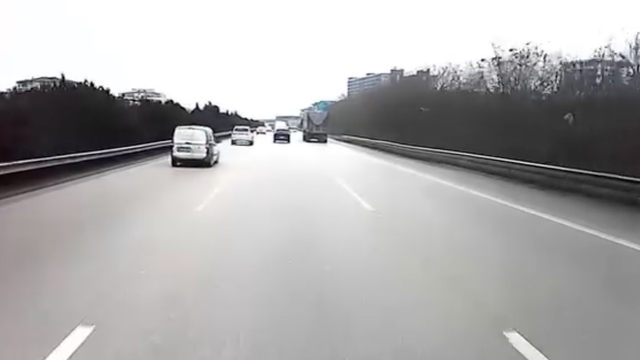 Bursa'da otoyolda facianın eşiğinden dönüldü