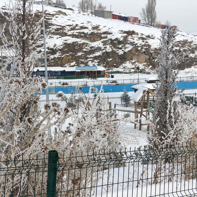 Göle ilçesi eksi 20 dereceyle dondu