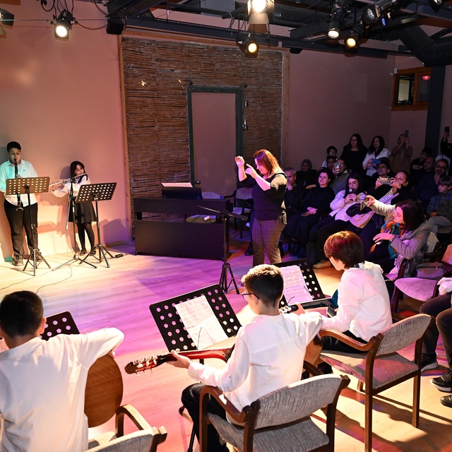 Mersin'de çocuk kampüsü öğrencilerinden sanat şöleni