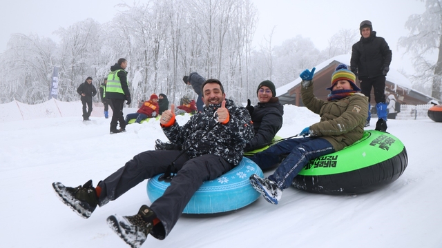 Kocaeli'nin zirvesinde yarıyıl yoğunluğu
Kuzuyayla tatilcilerin gözdesi oldu