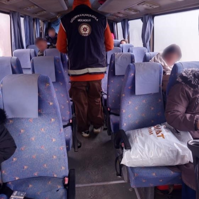 Bilecik'te yabancı uyruklu şahıslara yönelik denetim