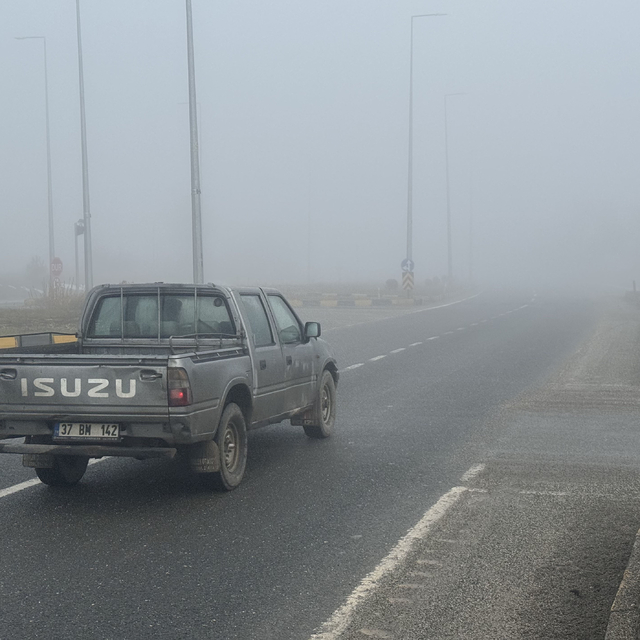 Kastamonu'da sis etkili oluyor