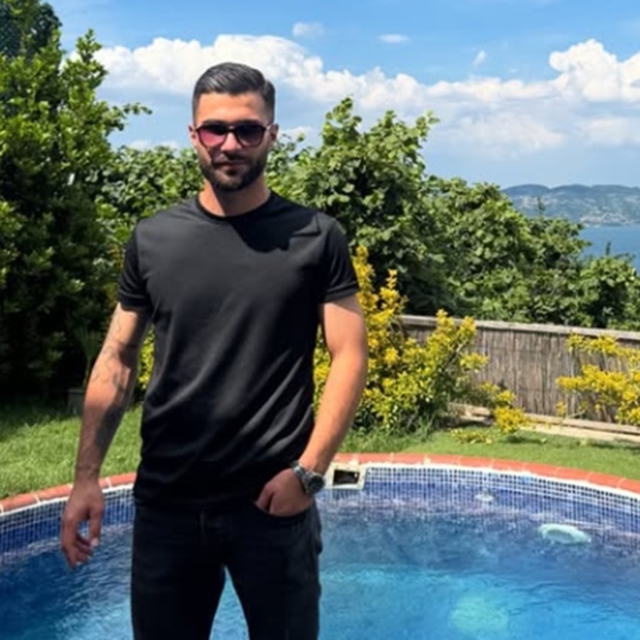 Kavgada bıçaklanan Yunus Emre, hayatını kaybetti