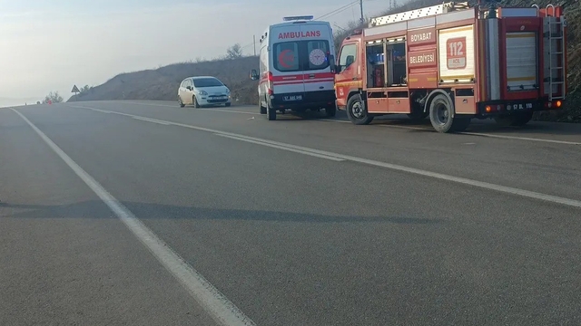 Sinop'ta kontrolden çıkan otomobil şarampole devrildi: 5 yaralı