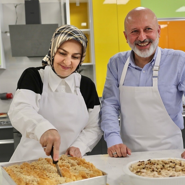 Başkan Çolakbayrakdar: "Hanım kardeşlerimiz Kocasinan Akademi'de üretiyor,...