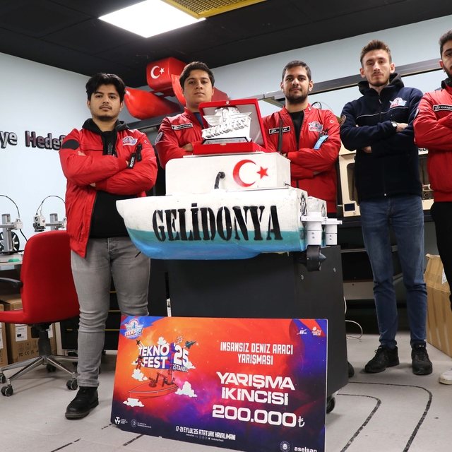 TEKNOFEST'te ikinci olan öğrenciler, yeni yarışlarda zirve için çalışıyor