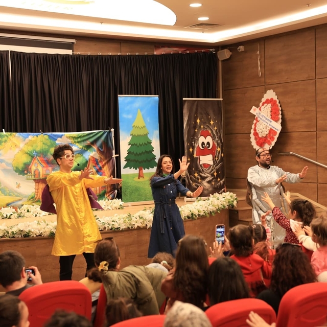 Efeler Belediyesi, çocukları tiyatroyla buluşturdu