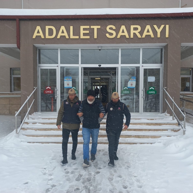 Sivas'ta firari FETÖ üyesi yakalandı