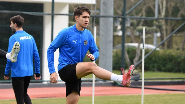 Manisa FK, günü yenileme çalışmasıyla tamamladı