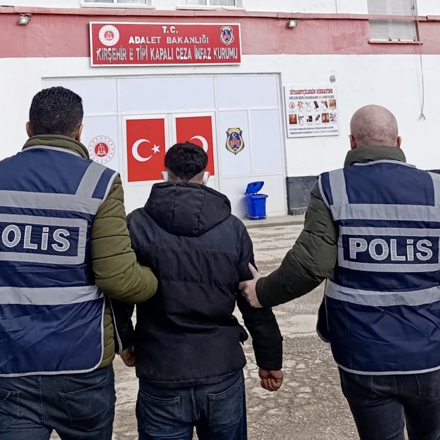 Kırşehir'de 82 yıl kesinleşmiş hapis cezası bulunan hükümlü yakalandı