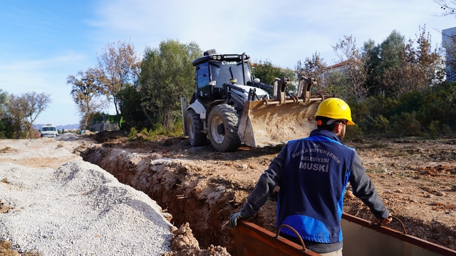 Datça İskele Mahallesi Çomarlık'ta kanalizasyon sorunu sona eriyor