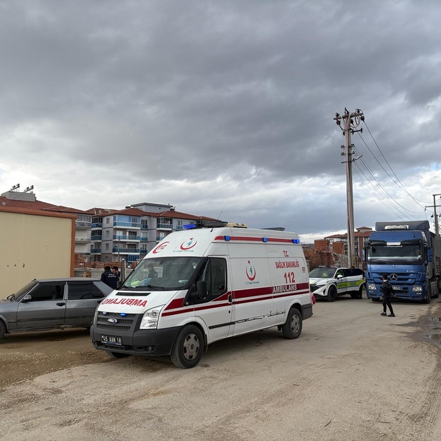 Üç tekerlekli elektrikli bisiklet devrildi: 1 yaralı