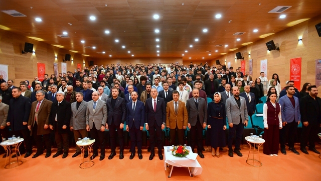 Van'da "Sosyal Psikoloji Kampı" başladı