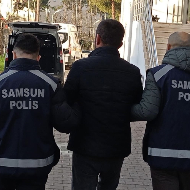 Samsun'da 23 yıl ve 18 yıl hapis cezasıyla aranan 2 kişi yakalandı