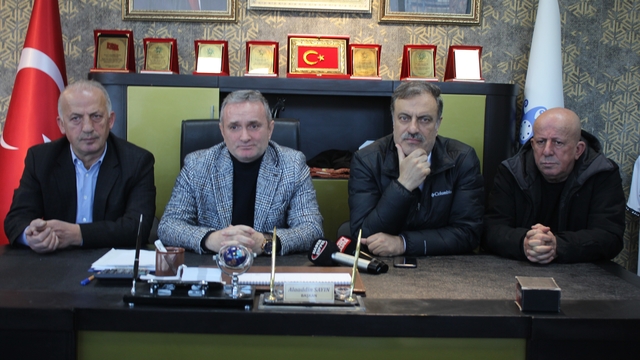 Esnaf odalarından 'indirim çadırı' çağrısı