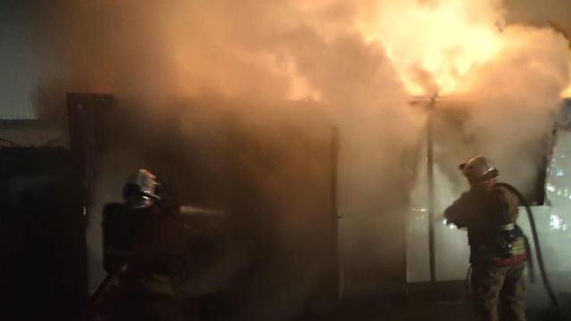 Hatay'da konteyner yangını