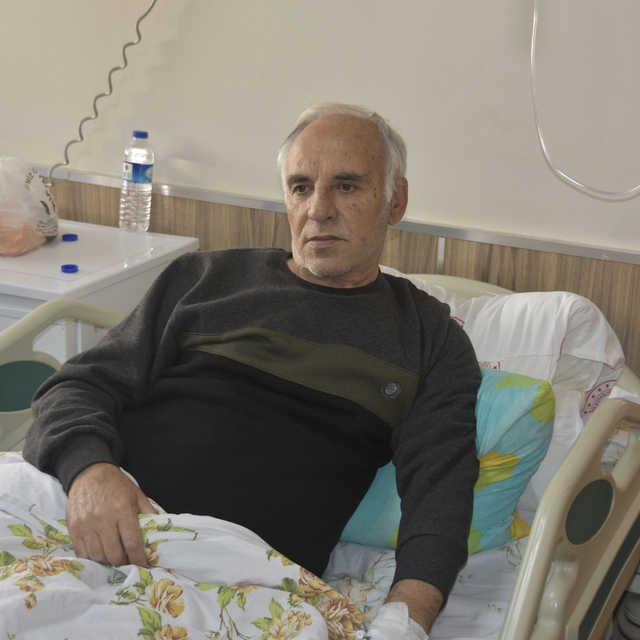 Bitlis Devlet Hastanesi'nde bir ilk: Kapalı yöntem omurga ameliyatı yapıldı