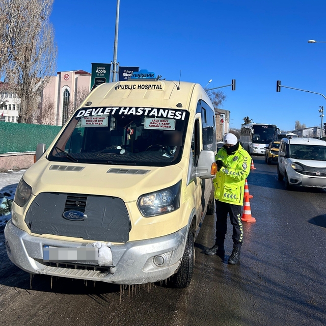 Kars'ta toplu taşıma araçlarına sıkı denetim