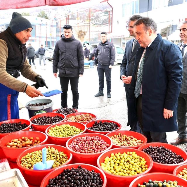 Vali Sözer Dodurga'da vatandaşlarla bir araya geldi