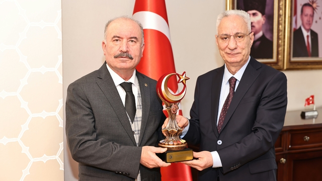 Çorum Gümrük Müdürü Süzer, Vali Çalgan'ı ziyaret etti