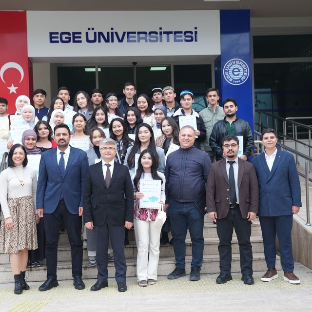 EÜ'de Orhun Değişim Programı'na katılan öğrencilere yönelik veda toplantısı