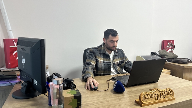 Hatay'da gazeteci yetiştiren akademisyenler AA'nın "Yılın Kareleri" oylamasına katıldı