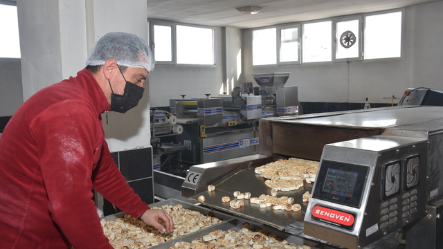 Gümüşhane'nin yöresel lezzetini 16 yıldır aile dayanışmasıyla üretiyorlar