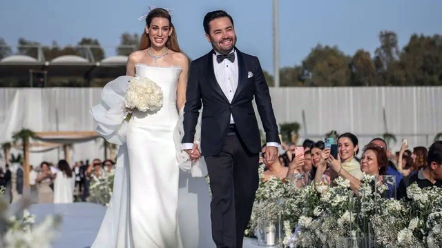 Eşinden Gökhan Böcek'e 'Yüzde 10 ile geçinen ezik' tepkisi